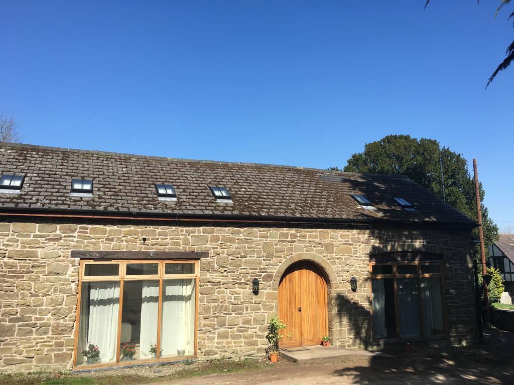 The Stables Villa Hope Bowdler Екстериор снимка