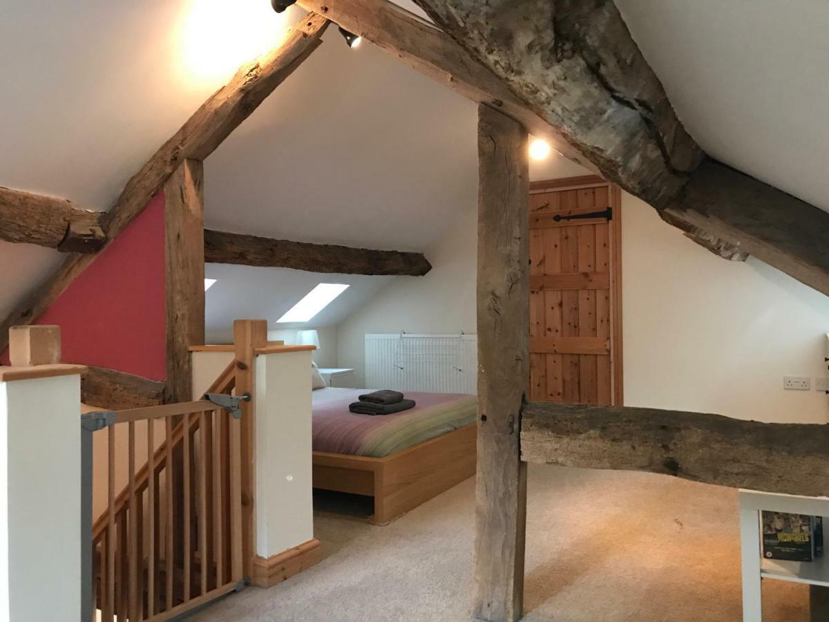 The Stables Villa Hope Bowdler Екстериор снимка