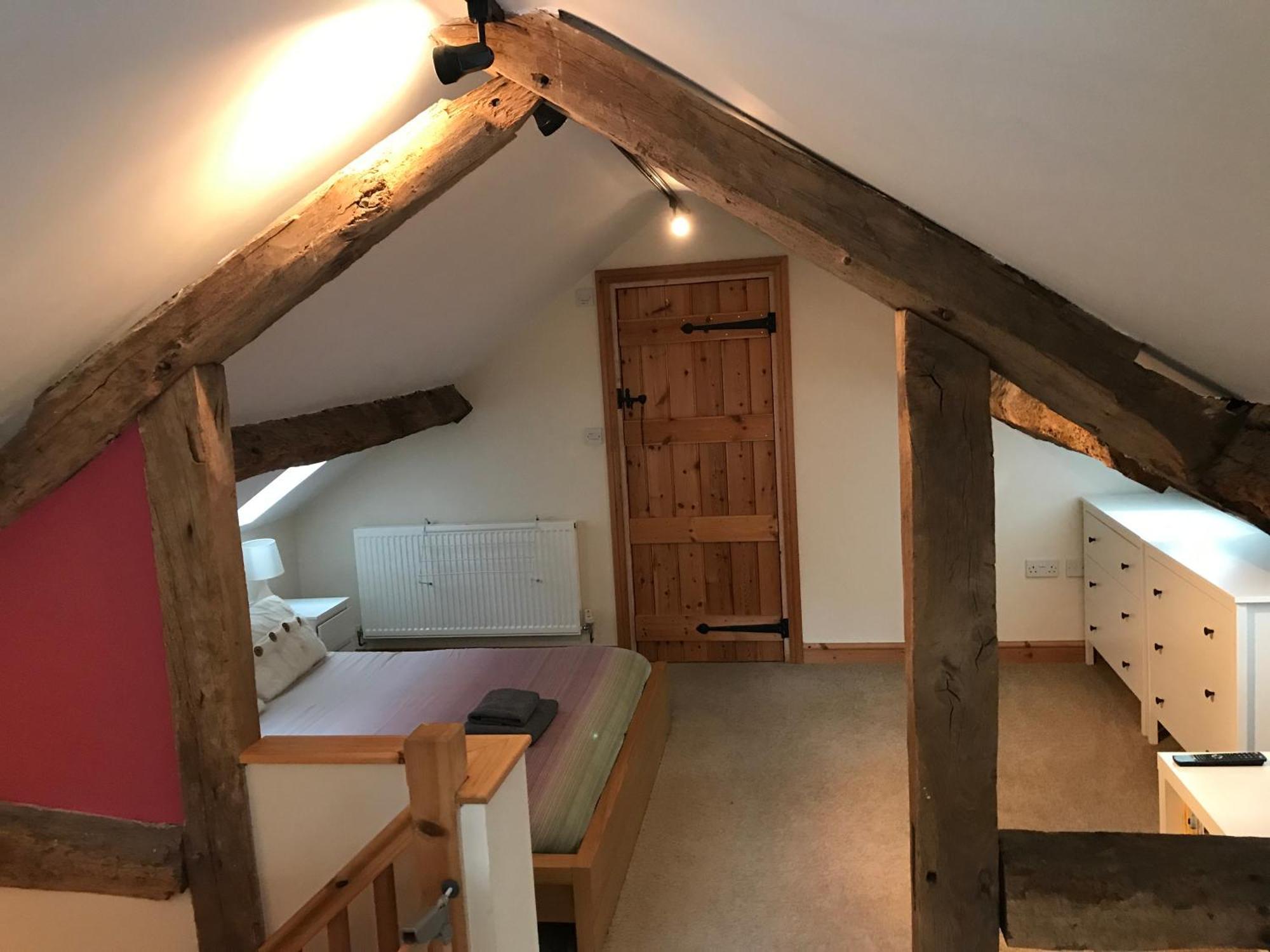 The Stables Villa Hope Bowdler Екстериор снимка